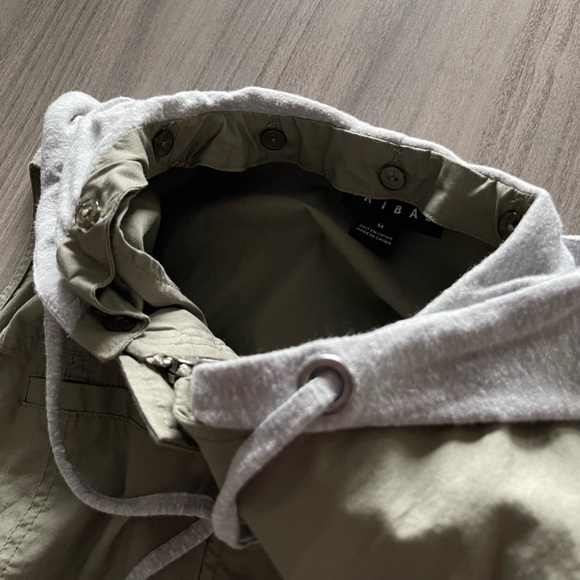 Tribal Hooded Vest - Cargo Pockets & Olive Grey - Size Medium - Picture 12 of 16